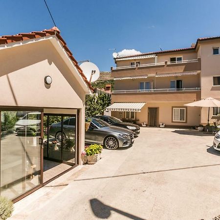 Apartment Libero Подстрана Екстер'єр фото