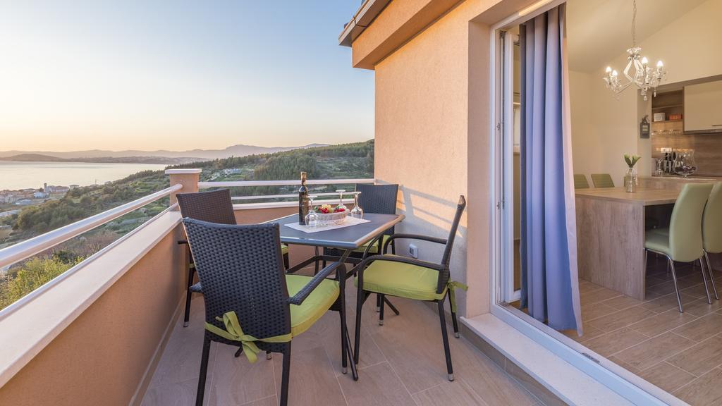Apartment Libero Подстрана Екстер'єр фото
